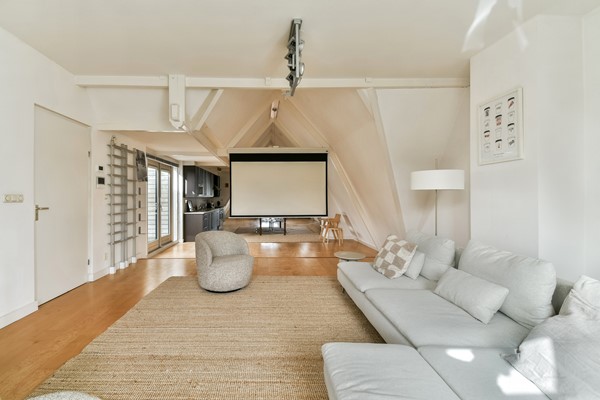 Medium property photo - Frederiksplein 26H, 1017 XN Amsterdam